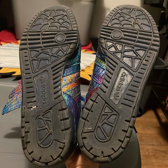 🌈Jeremy Scott Adidas🌈 - Picture 5 of 10